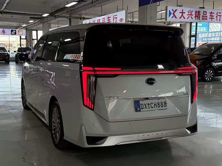 Фото 6 - GAC Trumpchi M8