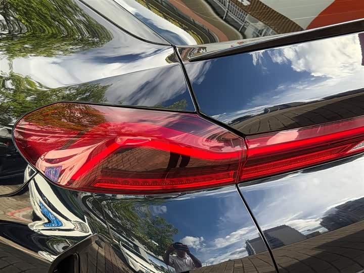 Фото 18 - BMW X6