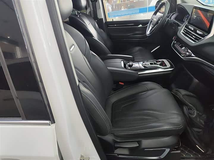 Фото 25 - Maxus G20