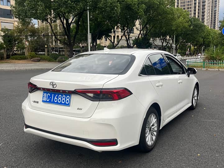 Фото 5 - Toyota Allion