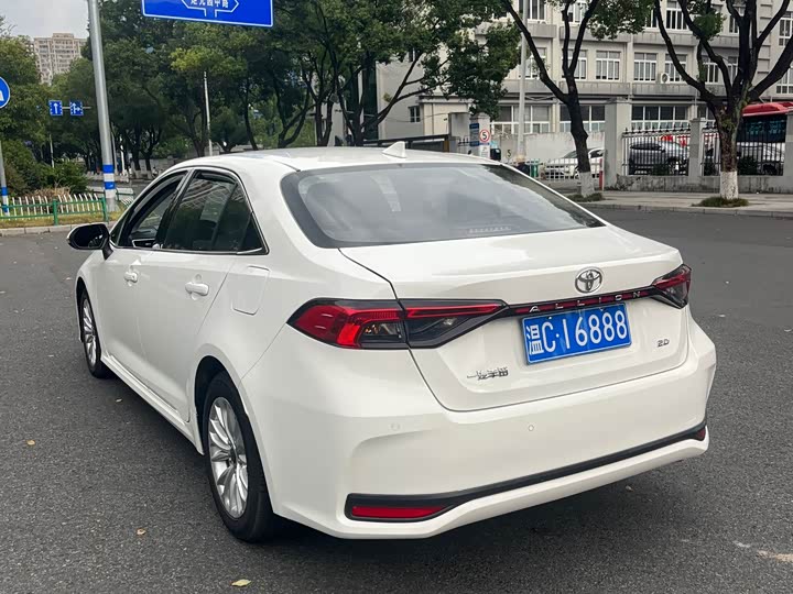 Фото 6 - Toyota Allion