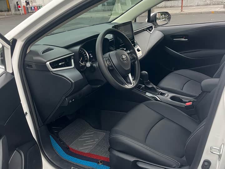 Фото 8 - Toyota Allion