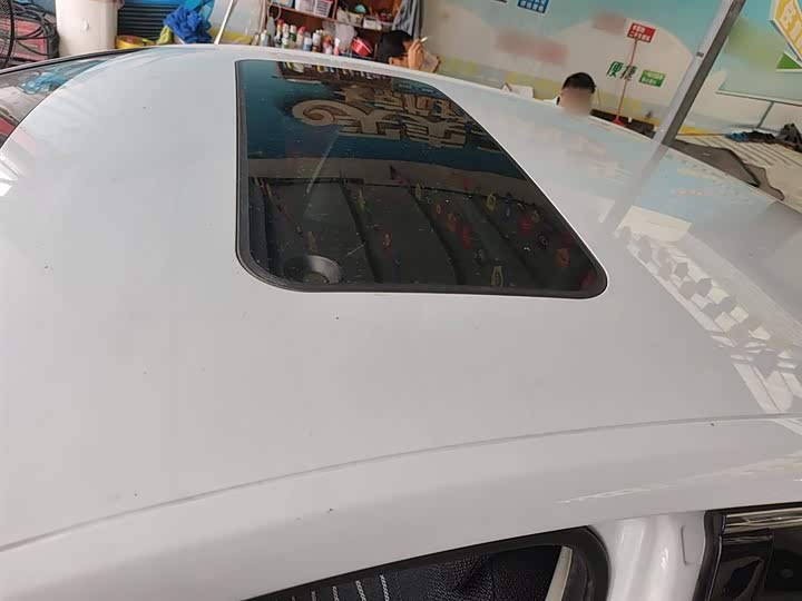 Фото 31 - Roewe i6