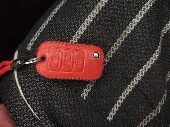 Фото 9 - Roewe i6