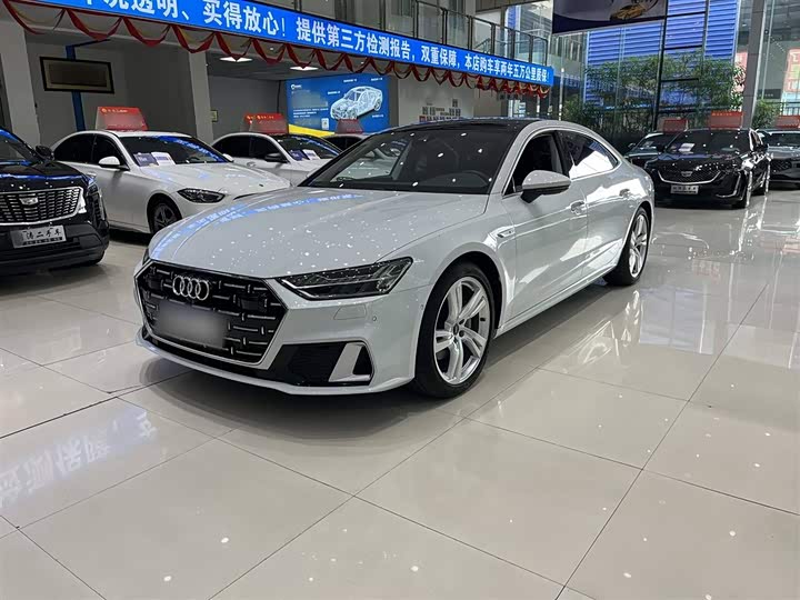 Фото 1 - Audi A7L