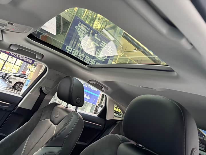 Фото 6 - Audi Q3 Sportback