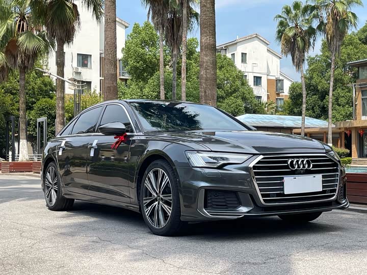 Фото 3 - Audi A6L