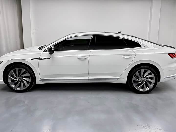 Фото 7 - Volkswagen CC