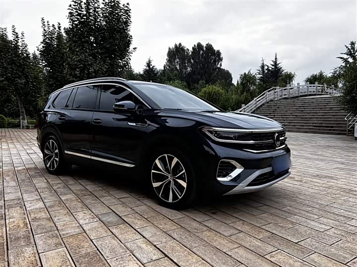 Фото 12 - Volkswagen Talagon