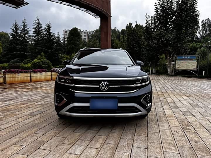 Фото 14 - Volkswagen Talagon