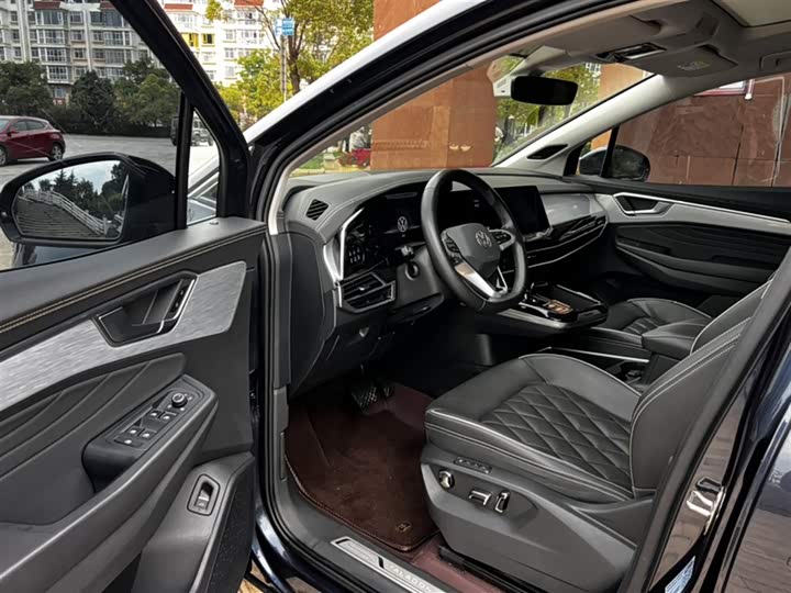 Фото 17 - Volkswagen Talagon