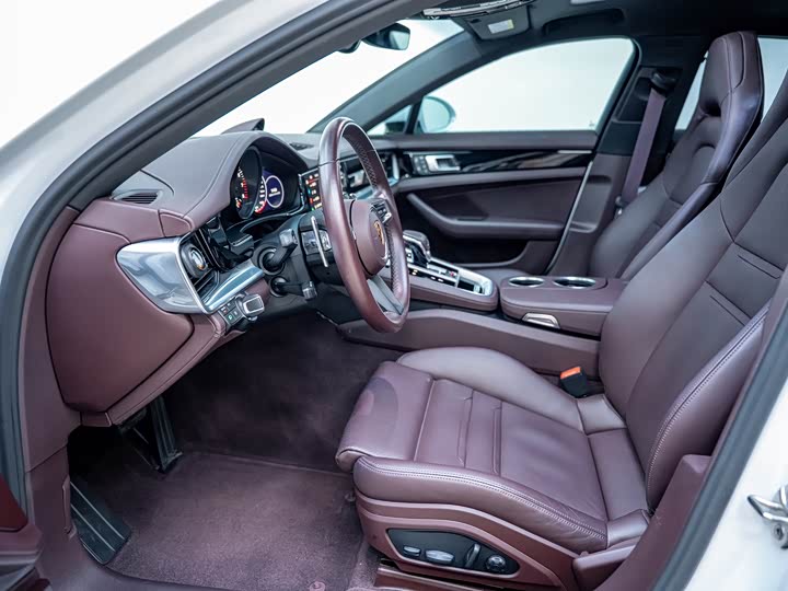 Фото 12 - Porsche Panamera