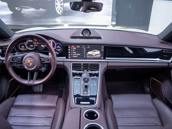Фото 5 - Porsche Panamera