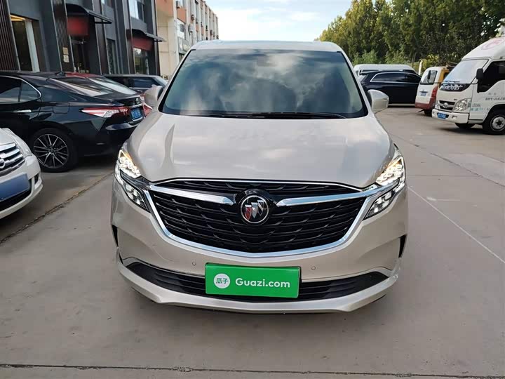 Фото 3 - Buick GL8 ES