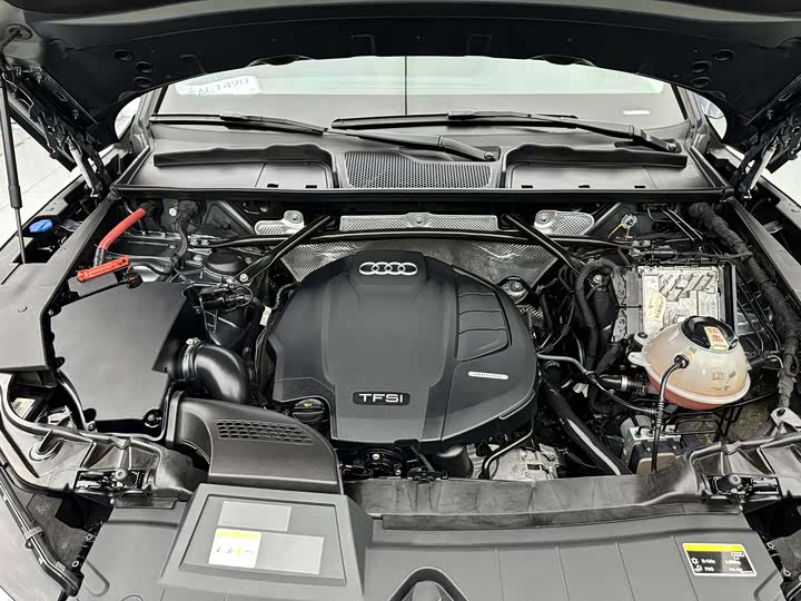 Фото 30 - Audi Q5L