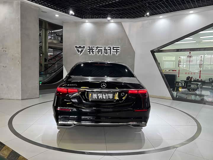 Фото 12 - Mercedes-Benz S-Class