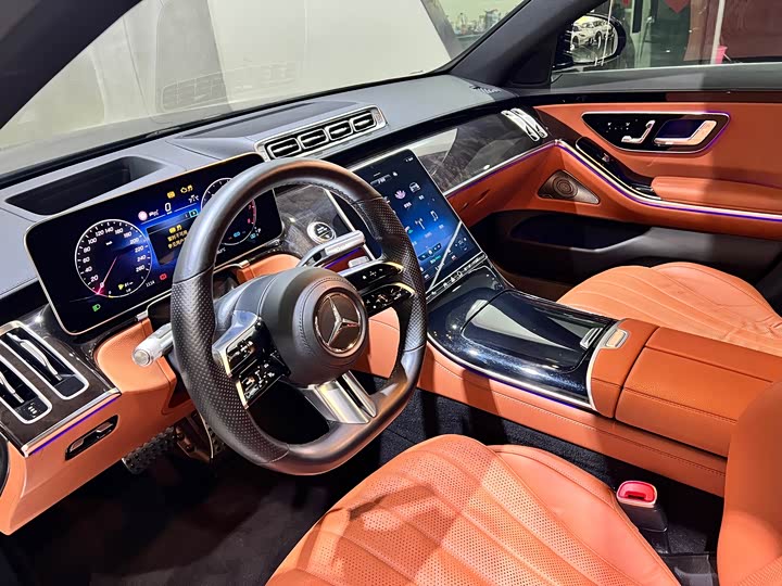 Фото 4 - Mercedes-Benz S-Class