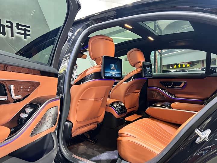 Фото 6 - Mercedes-Benz S-Class