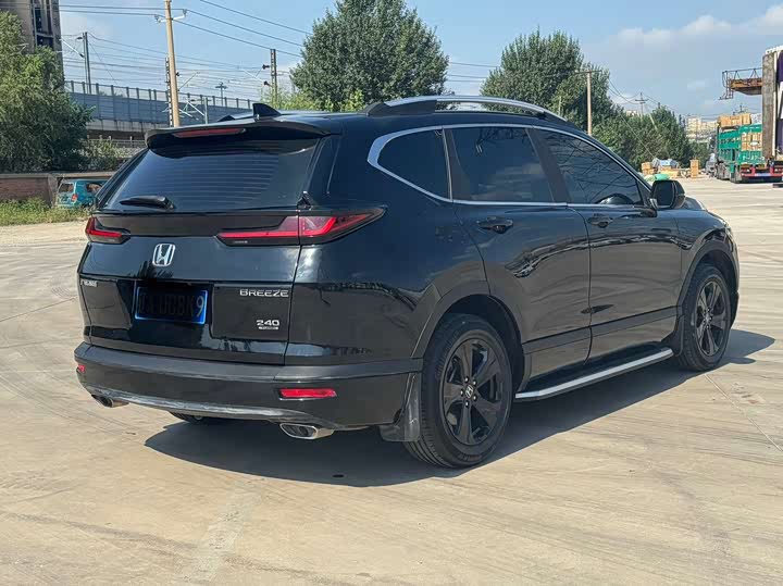 Фото 9 - Honda Breeze