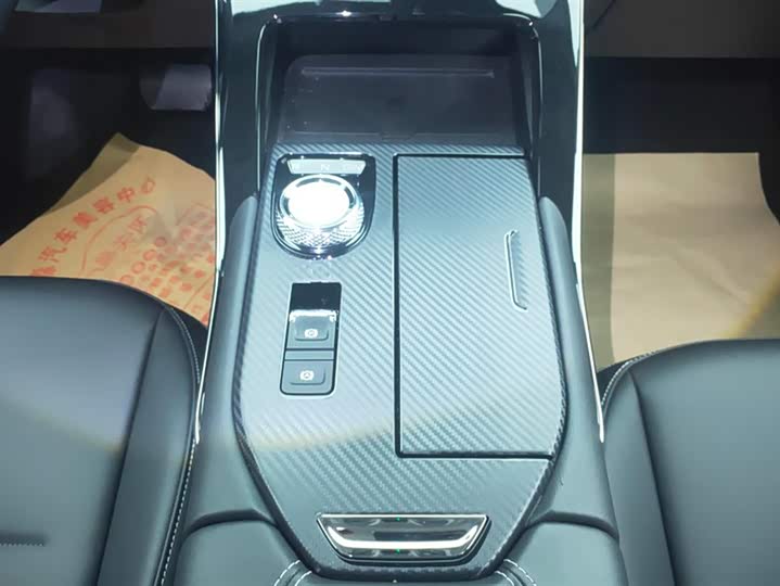 Фото 16 - Haval H6