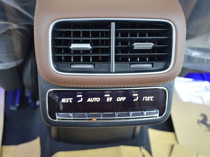 Фото 13 - Mercedes-Benz GLE-Class