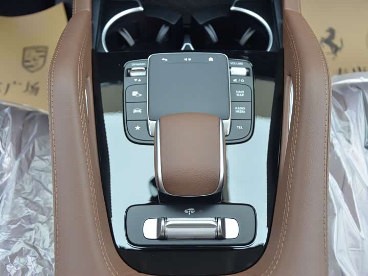 Фото 9 - Mercedes-Benz GLE-Class