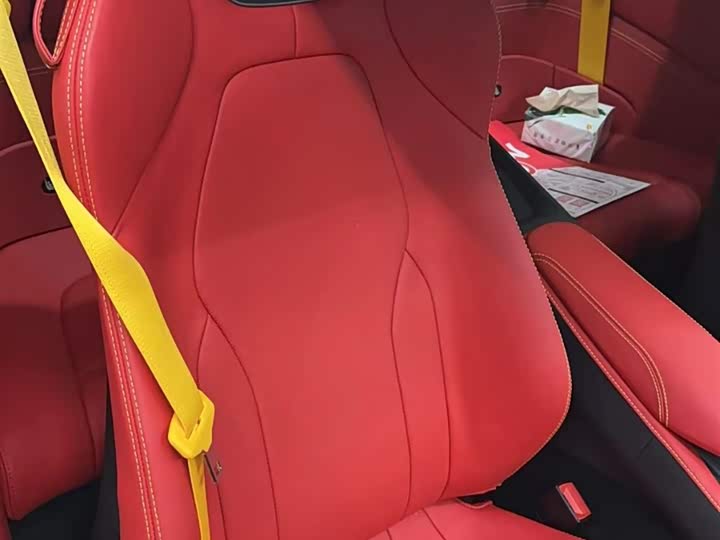 Фото 2 - Ferrari Portofino