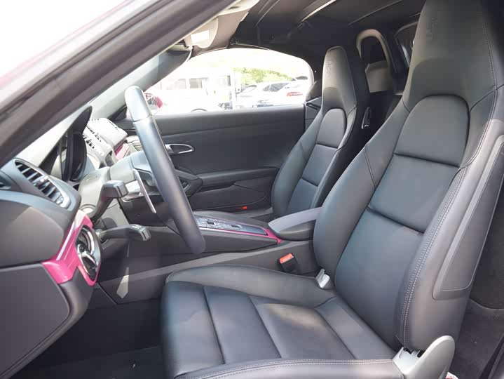 Фото 13 - Porsche 718