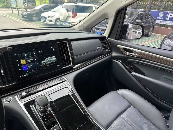 Фото 13 - GAC Trumpchi M8