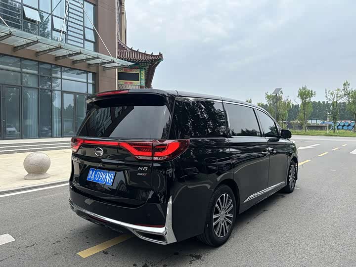 Фото 4 - GAC Trumpchi M8