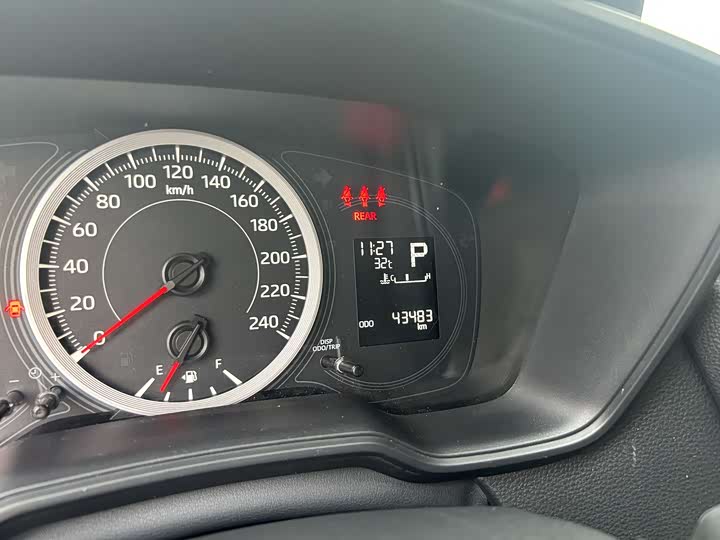 Фото 14 - Toyota Levin