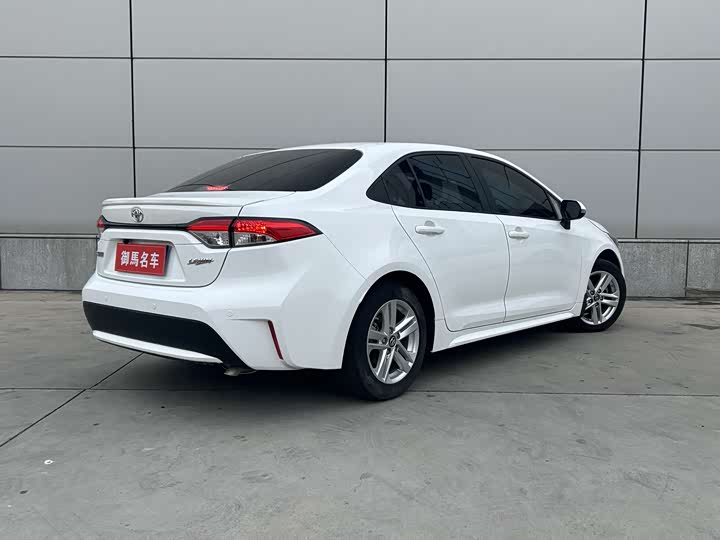 Фото 3 - Toyota Levin