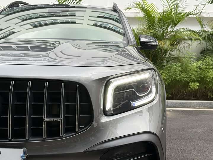 Фото 4 - Mercedes-Benz GLB-Class AMG