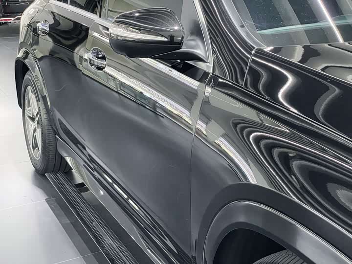 Фото 4 - Mercedes-Benz GLE-Class