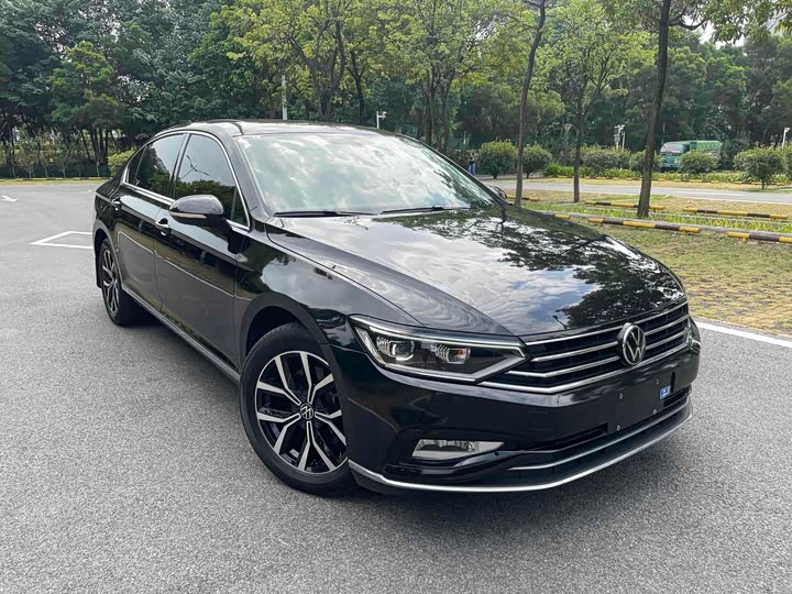 Фото 3 - Volkswagen Magotan