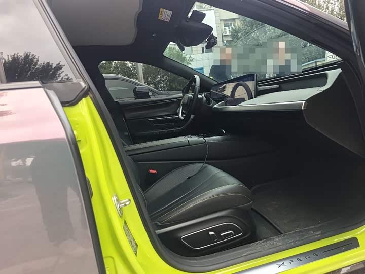 Фото 5 - XPeng P7