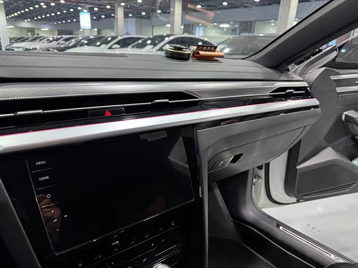 Фото 8 - Volkswagen CC