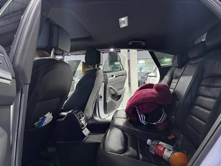 Фото 9 - Volkswagen CC