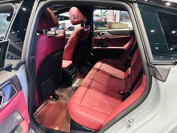 Фото 15 - BMW 4 Series