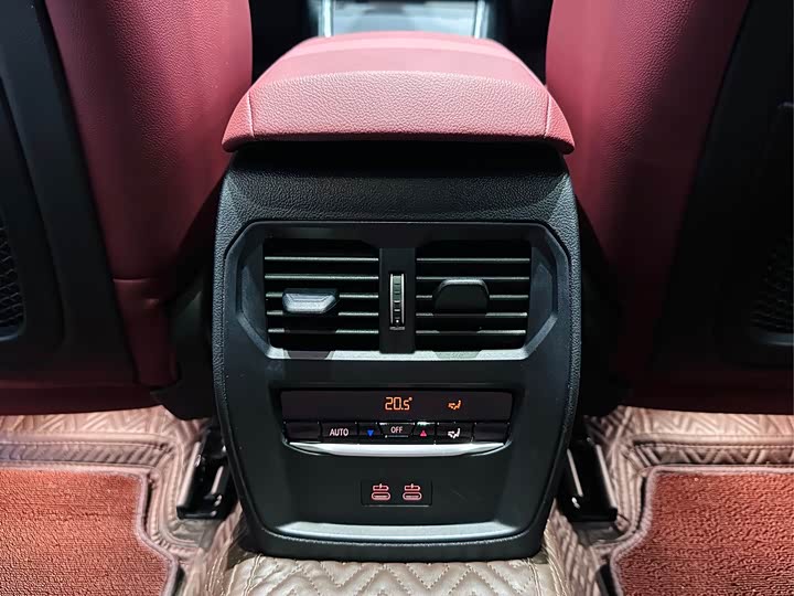 Фото 17 - BMW 4 Series