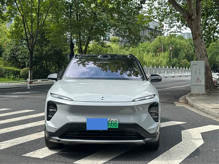 Фото 2 - Nio ES7