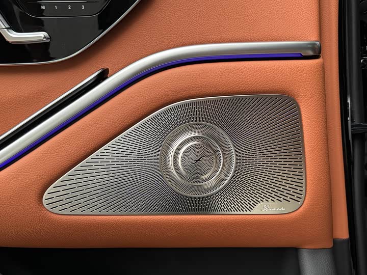 Фото 10 - Mercedes-Benz S-Class