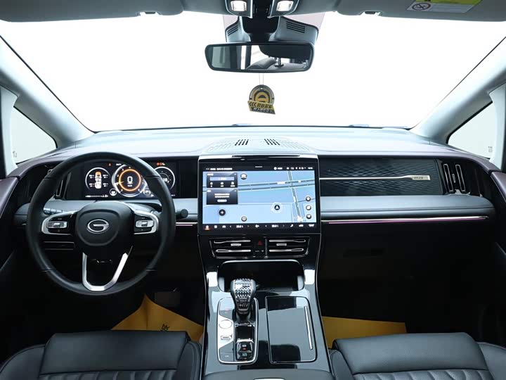 Фото 13 - GAC Trumpchi M8