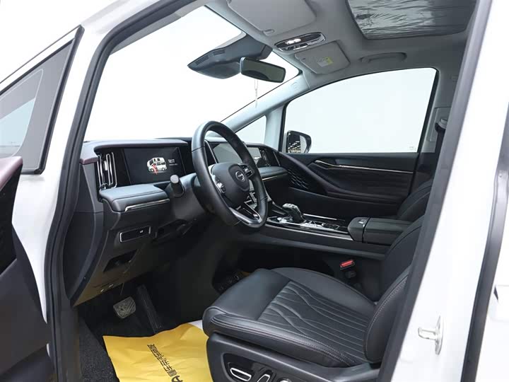 Фото 8 - GAC Trumpchi M8