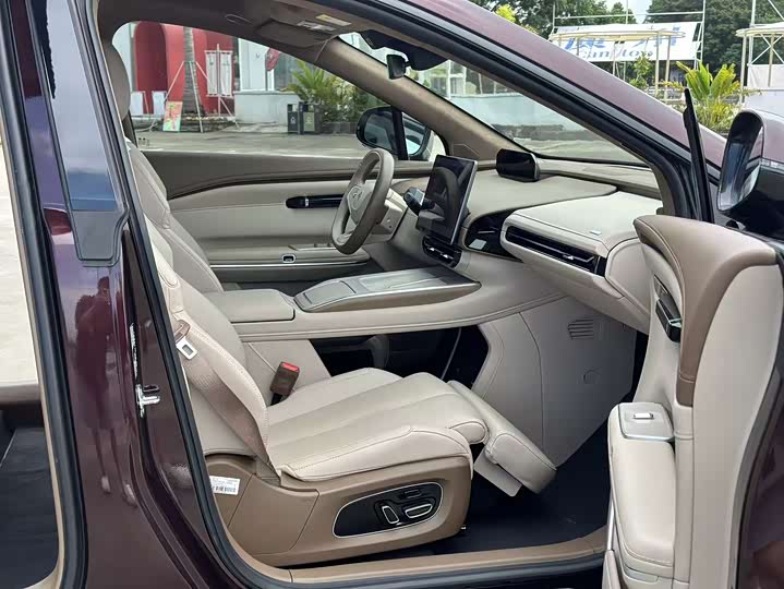 Фото 12 - GAC Hyptec HT