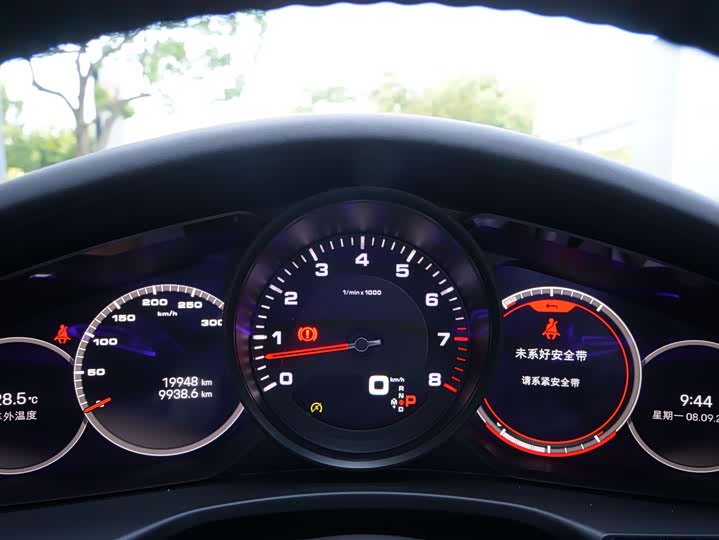 Фото 11 - Porsche Panamera