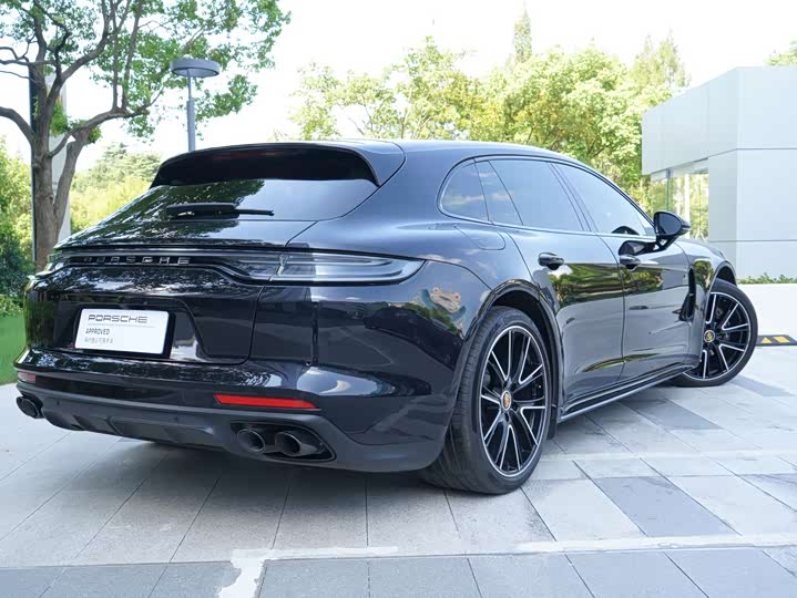 Фото 20 - Porsche Panamera