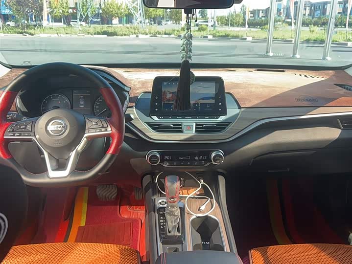 Фото 14 - Nissan Teana