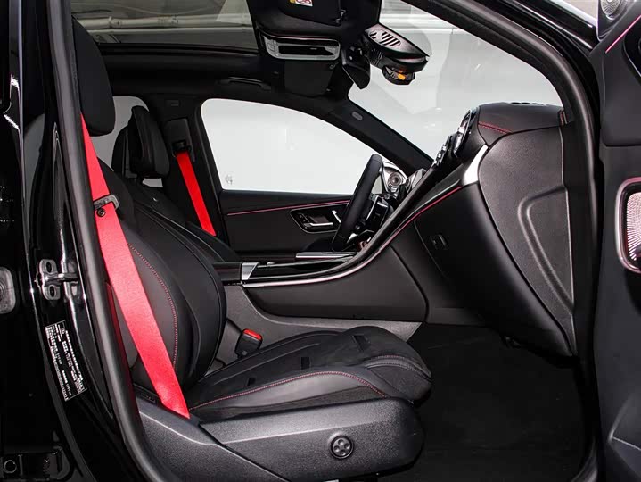 Фото 18 - Mercedes-Benz GLC-Class AMG