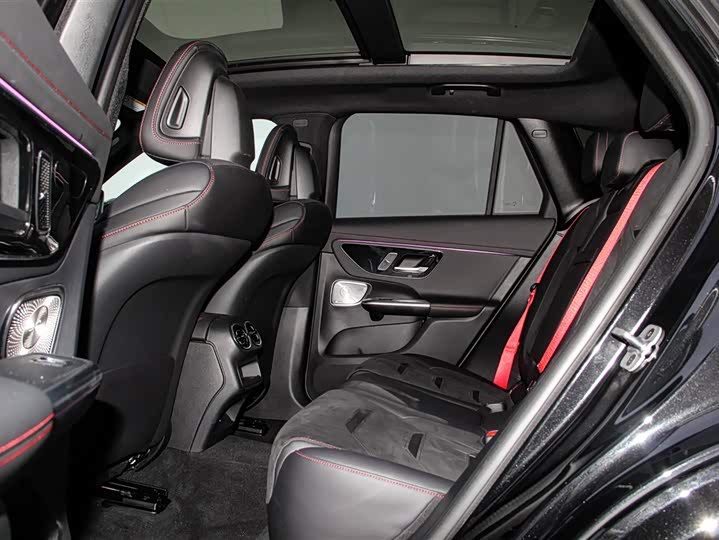 Фото 19 - Mercedes-Benz GLC-Class AMG